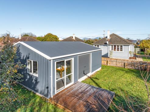 30 Broadway Street, Martinborough