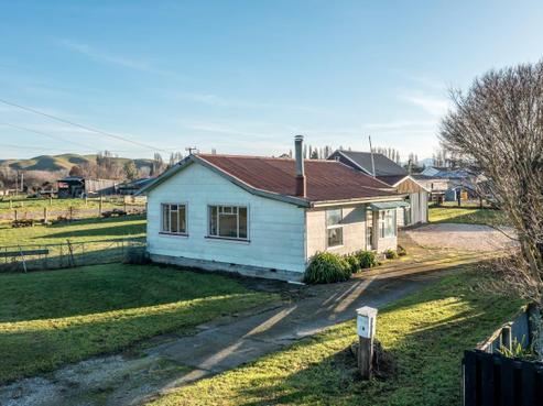 23 Hawkswood Street, Waiau
