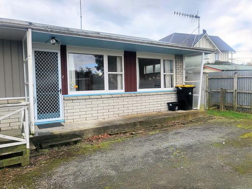 1/25 Queen Street, Dannevirke