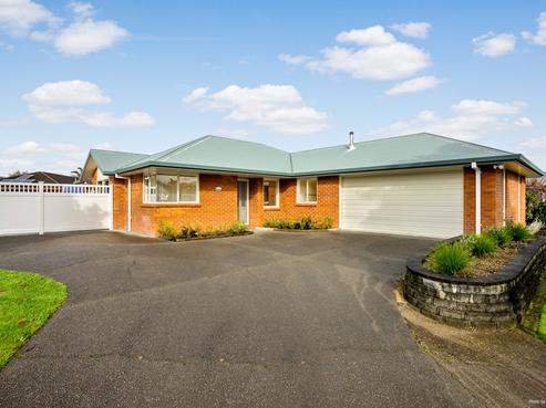 36 Stoneleigh Drive, Chartwell