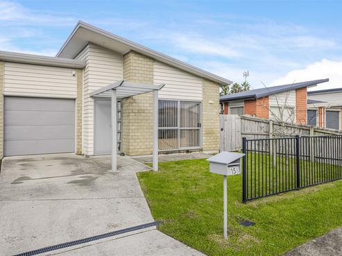 15 Totara Meadows Court, Wiri