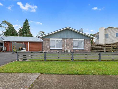 29B Aquarius Drive, Kawaha Point