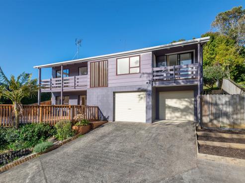 9 Honeysuckle Lane, Mairangi Bay