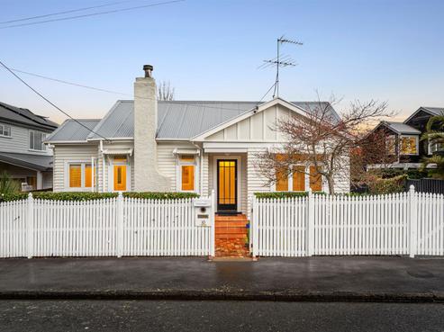 10 Faulkner Road, Northcote Point