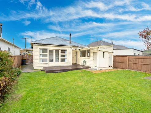 50 Young Street, Saint Kilda