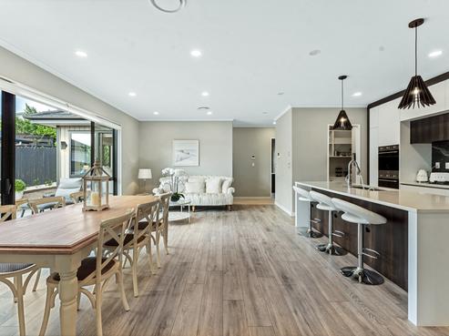 63 Symes Drive, Red Beach