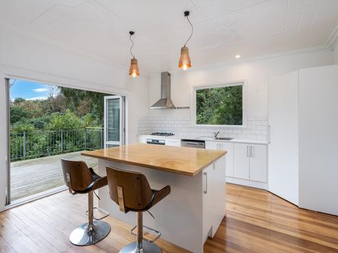 35 Wharfdale Street, Macandrew Bay