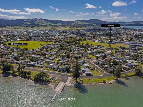 73 Robinson Road, Whitianga
