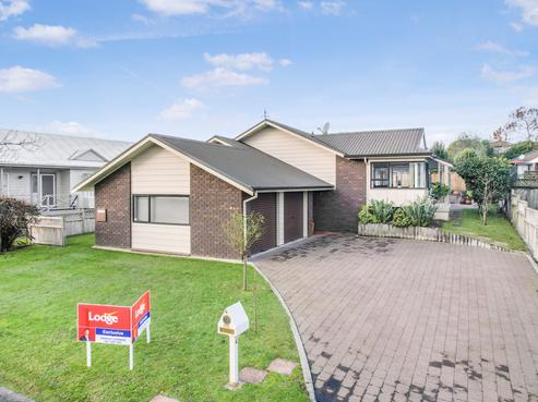 4 Oregon Crescent, Glenview
