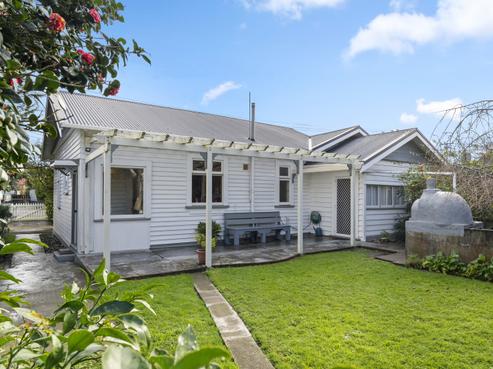 40 Aotaki Street, Otaki