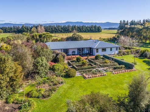 100 Battersea Road, Greytown