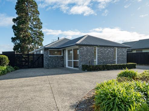 24 Kingsford Drive, Stoke
