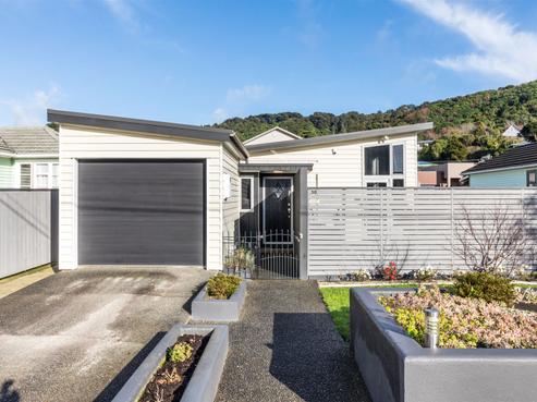 50 Main Road, Wainuiomata
