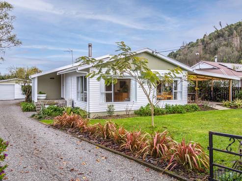 14 Bell Street, Featherston