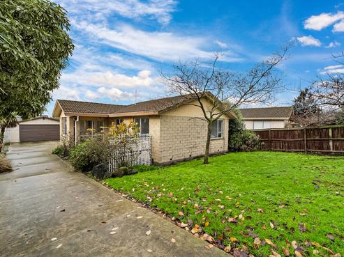 57 Keighleys Road, Bromley