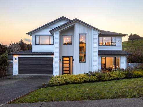 39 Syd Grant Crescent, Orewa