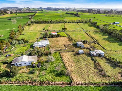 130 Te Pua School Road, Helensville