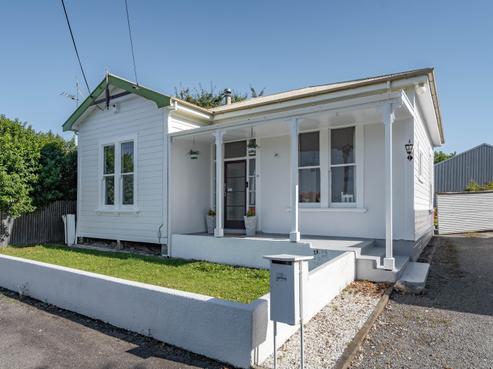 12 Grey Street, Masterton
