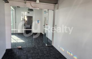 Well Situated 235sqm Office on Broadway