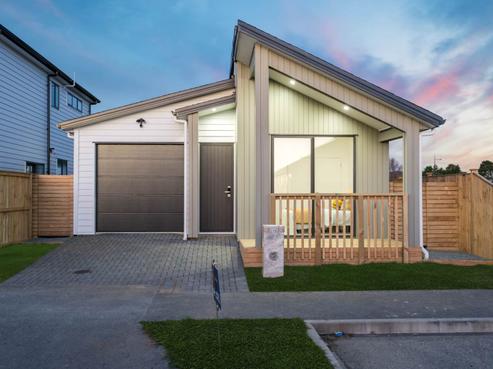 15 Woven Place, Karaka