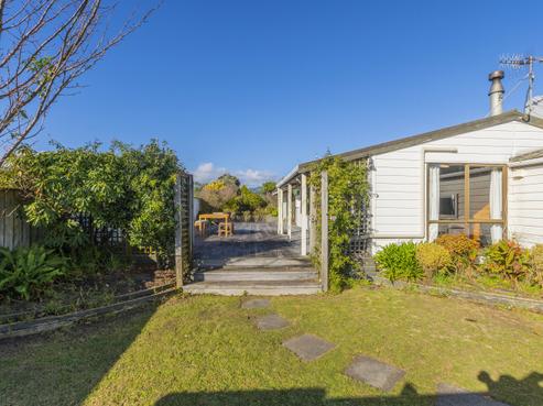 34 Hollis Road, Paraparaumu Beach
