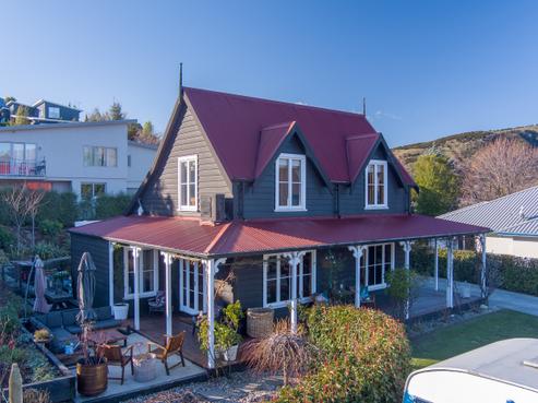 54 Hedditch Street, Wanaka