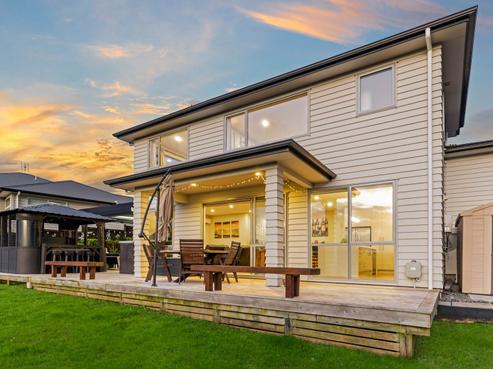 6 Arbors Track, Silverdale