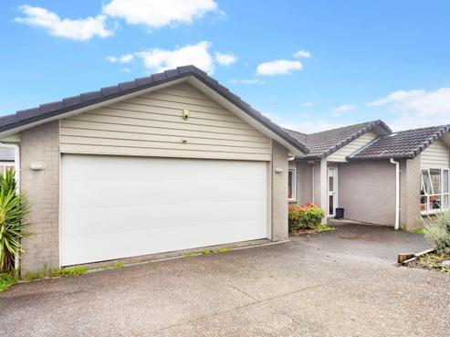 8 Savina Court, Flat Bush