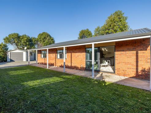 24A Bramwell Street, Dallington