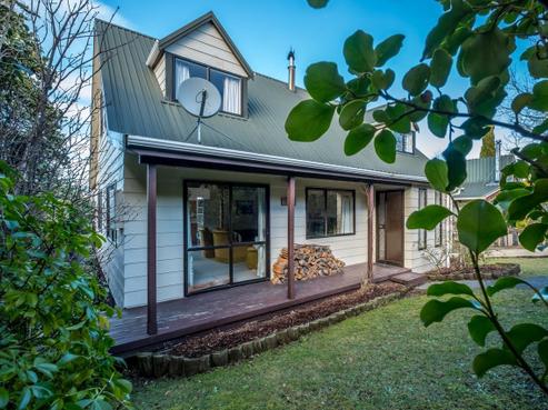 17 Chalet Crescent, Hanmer Springs