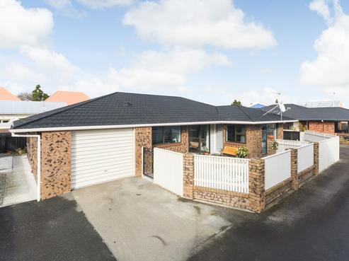 166B Fitzherbert Avenue, West End