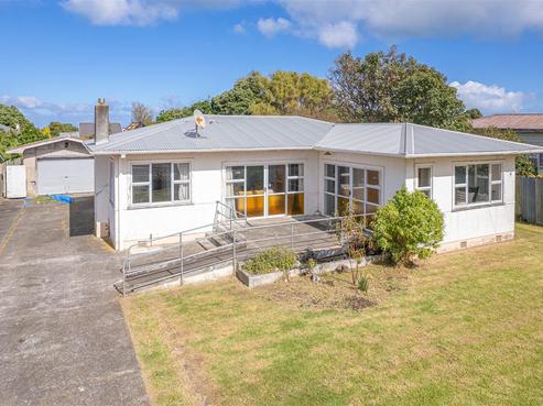205 Puriri Street, Castlecliff