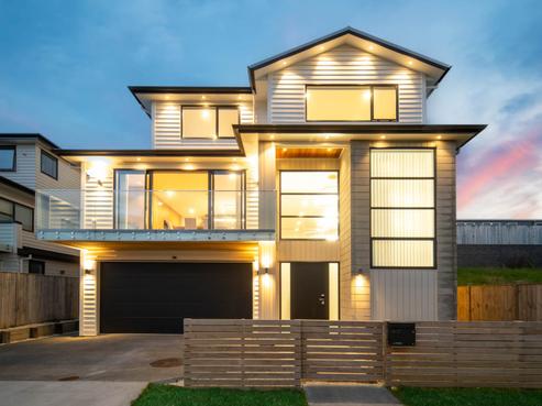 12 Cavalli Road, Long Bay