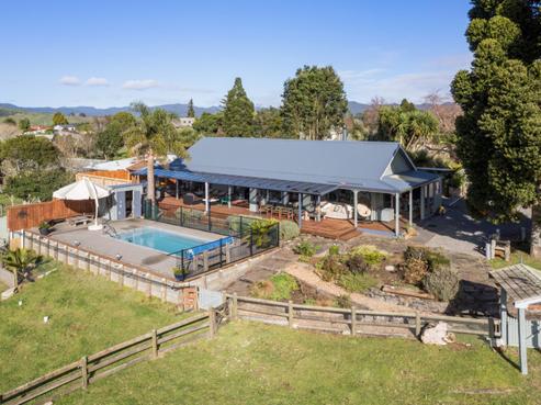 42 Poland Street, Waikino