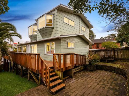 10 Yule Place, Massey
