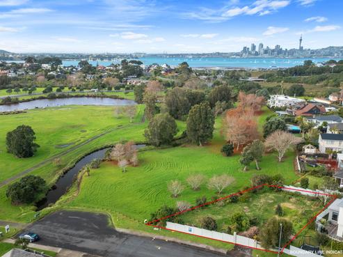 2 Puawai Place, Northcote