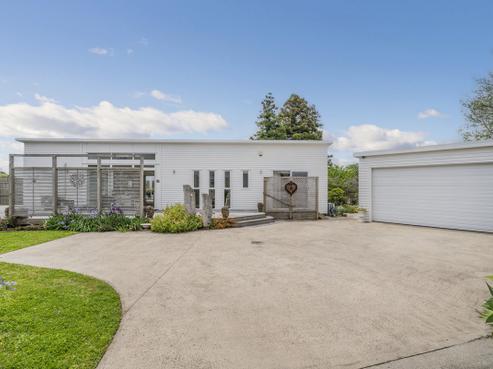 50 Kupe Drive, Whitianga