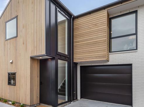 3/166 Saint Albans Street, Saint Albans