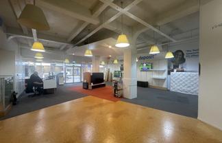 Vibrant Retail or Office option!