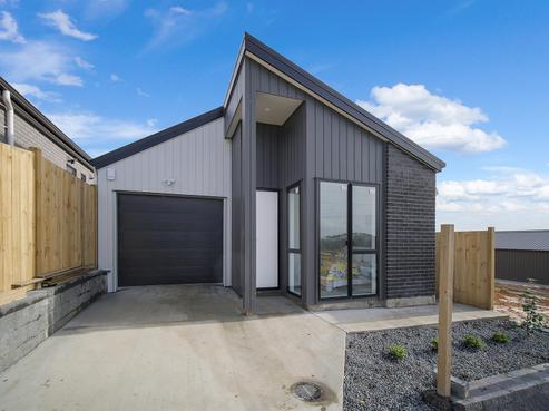 45 Horokaka Street, Massey