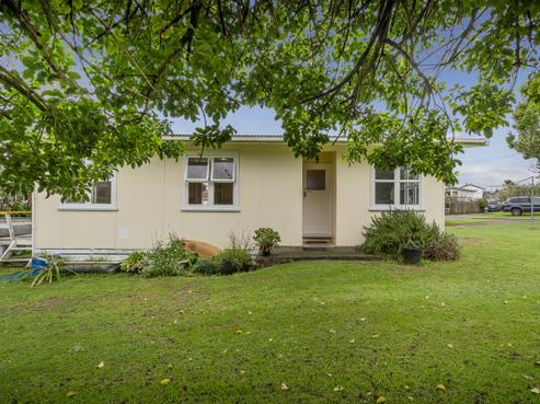 5 Daphne Road, Tairua