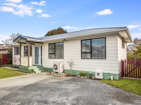 19 Laredo Grove, Totara Park