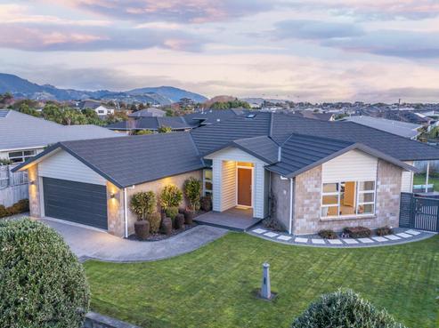 15 Otupoa Way, Paraparaumu