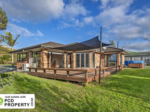 84 Valley View Road, Otaika