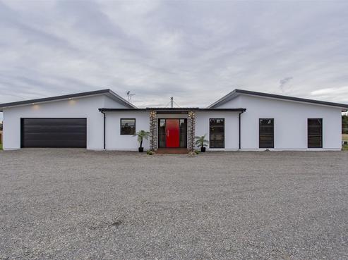 635 Downs Road, West Eyreton