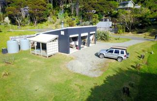 17 Garden Road, Great Barrier Island