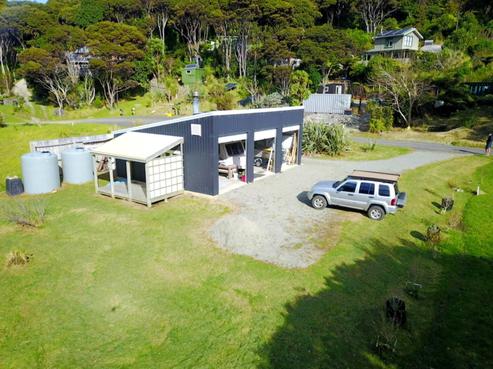 17 Garden Road, Great Barrier Island