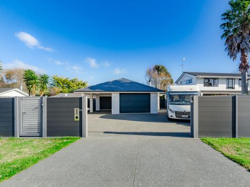 84 Mazengarb Road, Paraparaumu Beach