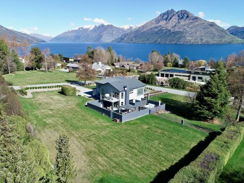2 Tasman Terrace, Kingston