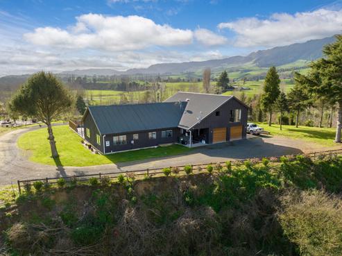 998B Tauranga Road, Te Poi